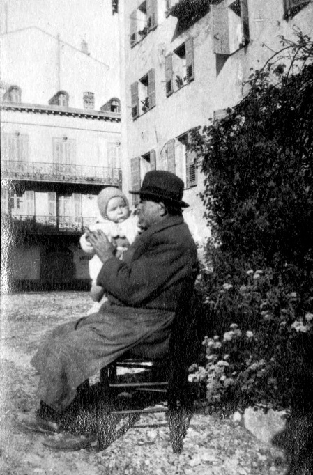 Jean-Daniel Stevenino et son grand-père Stevenino 1925 Cannes RSITE.jpg